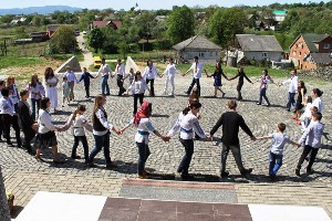 Стежинами  Карпат Стежинами  Карпат